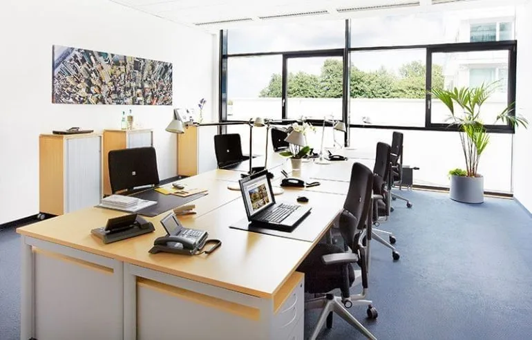 Leopoldstrasse Business Center, Private office, 6 desks, Munich