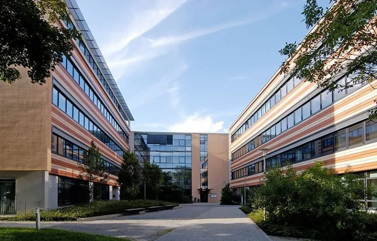 Leopoldstrasse Business Center, Building facade, Munich