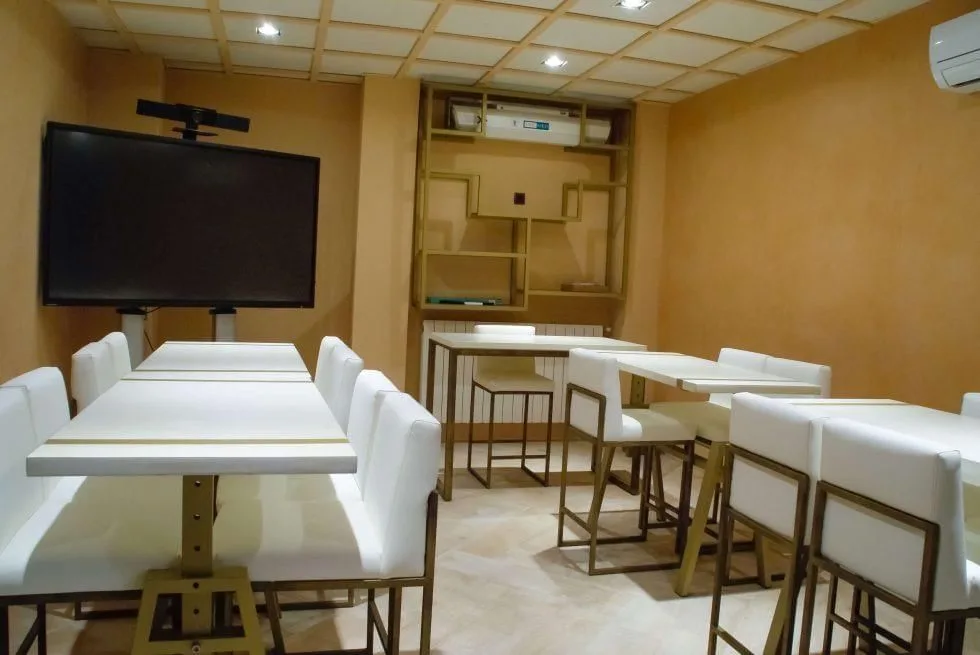 Limptraman, Salle de formation 13 personnes, Cuenca