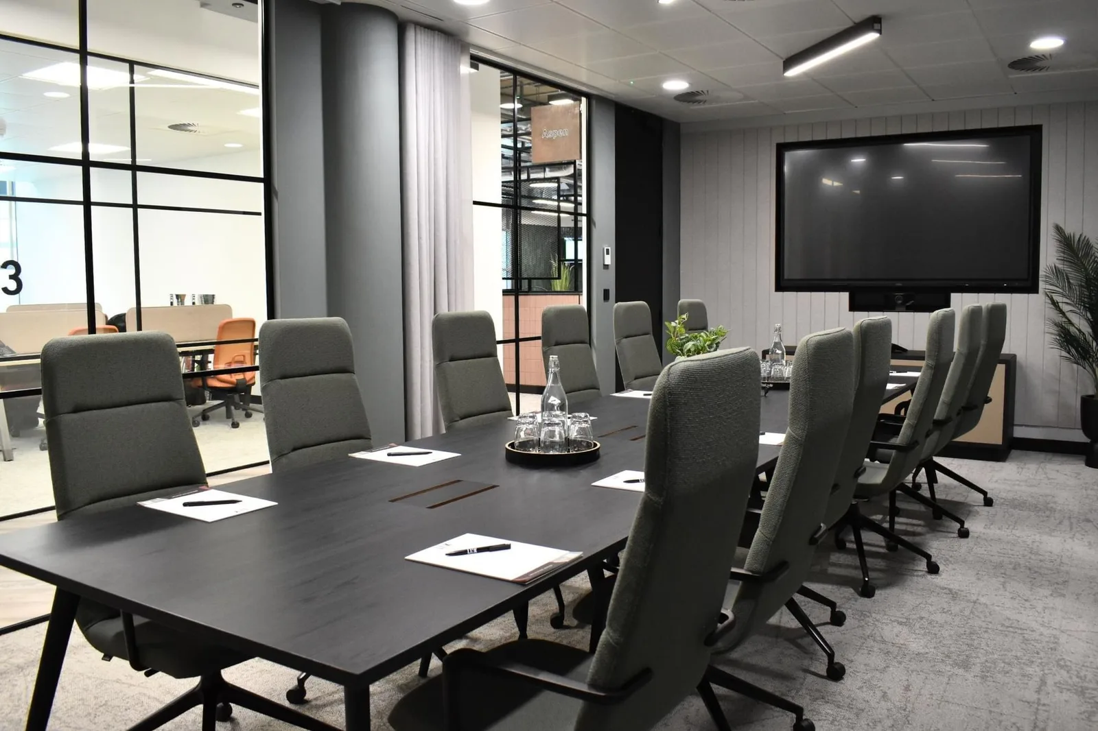 Link Spaces Botanica, Meeting room for 12 people, Slough