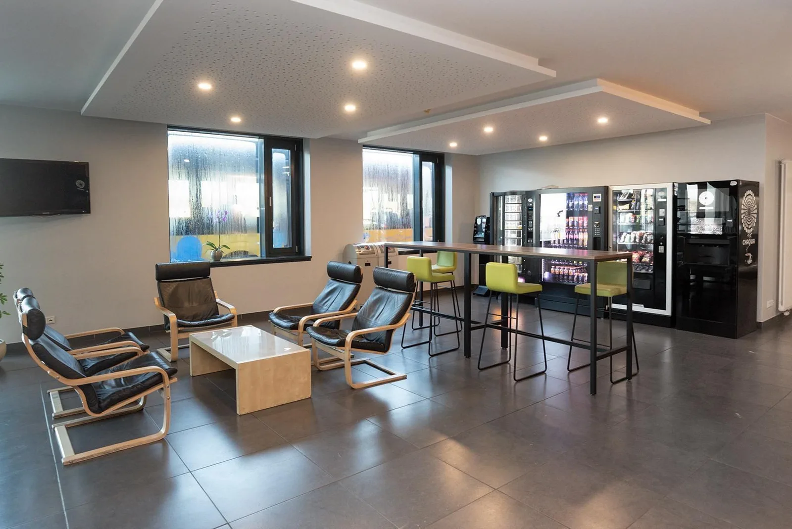 Livange Offices, Kantine, Roeser