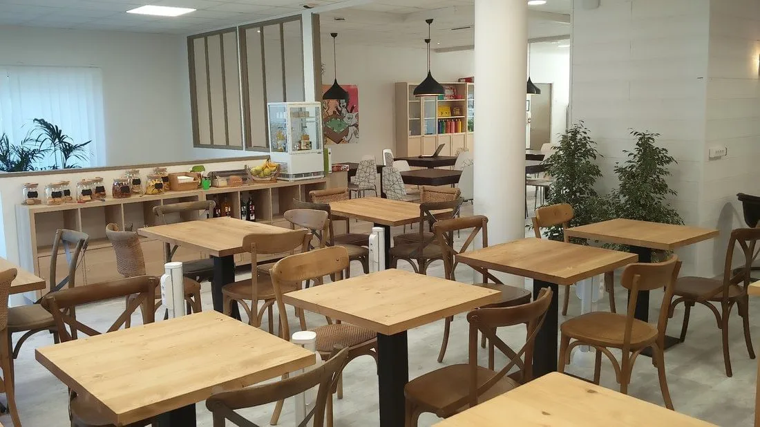 Le Local, Cafétéria, La Rochelle