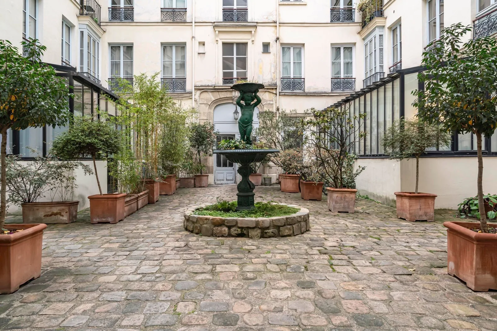Loft OSMOZ, Terrasse und Außenbereich, Paris 3e