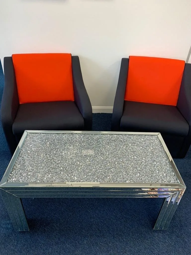 LRP Gillingham, Lounge, Gillingham