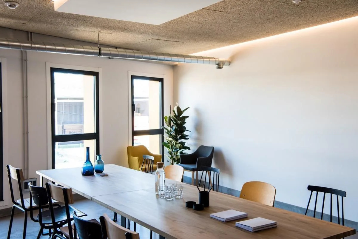 Lt51 Workspace, Sala de reuniones para 8 personas, A Telva