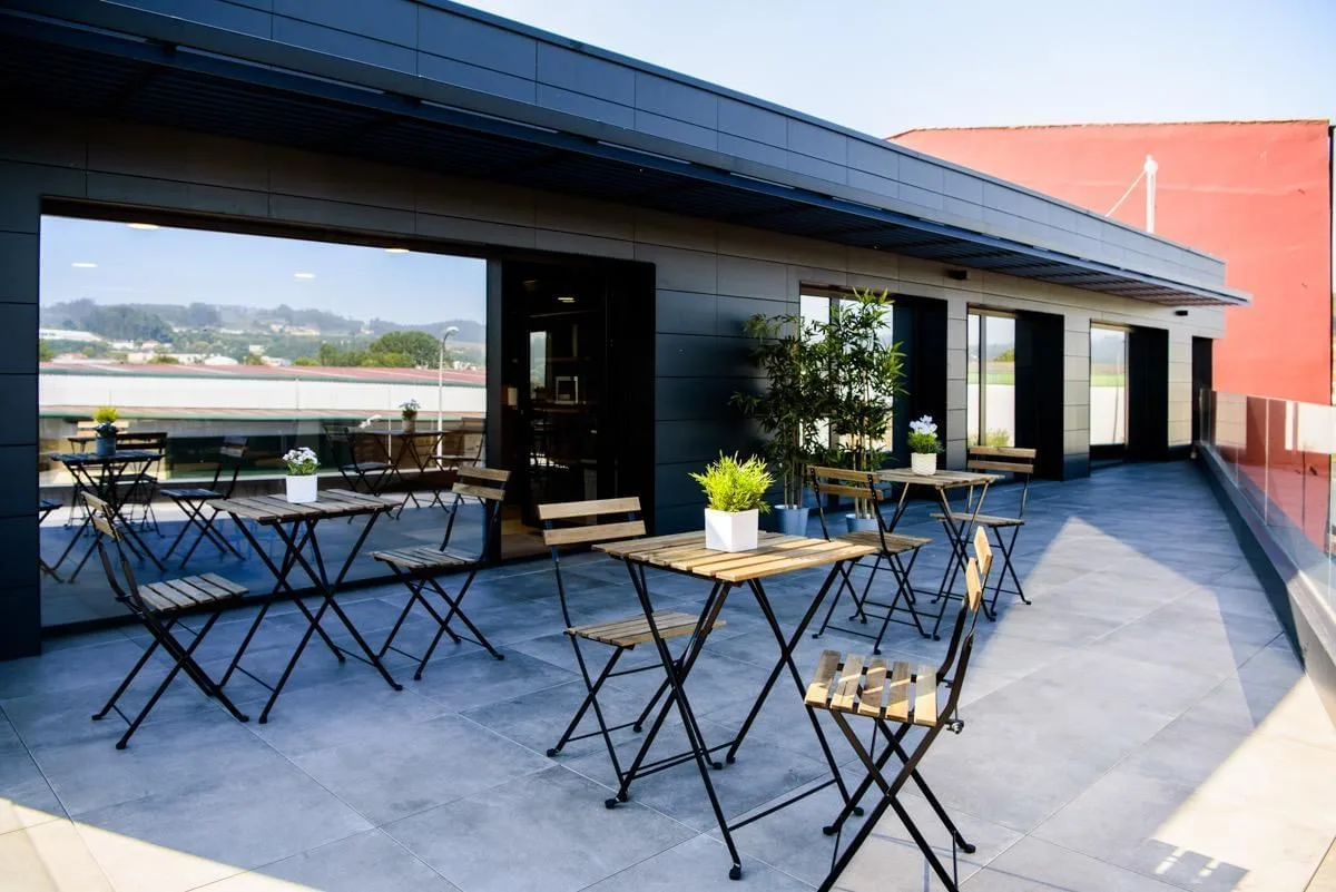 Lt51 Workspace, Terraza y espacio exterior, A Telva