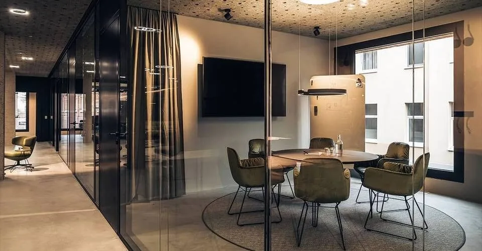 LUI House, Besprechungsraum für 6 Personen, Herford