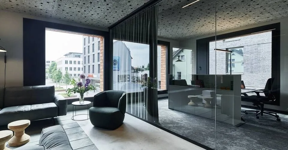 LUI House, Lounge, Herford