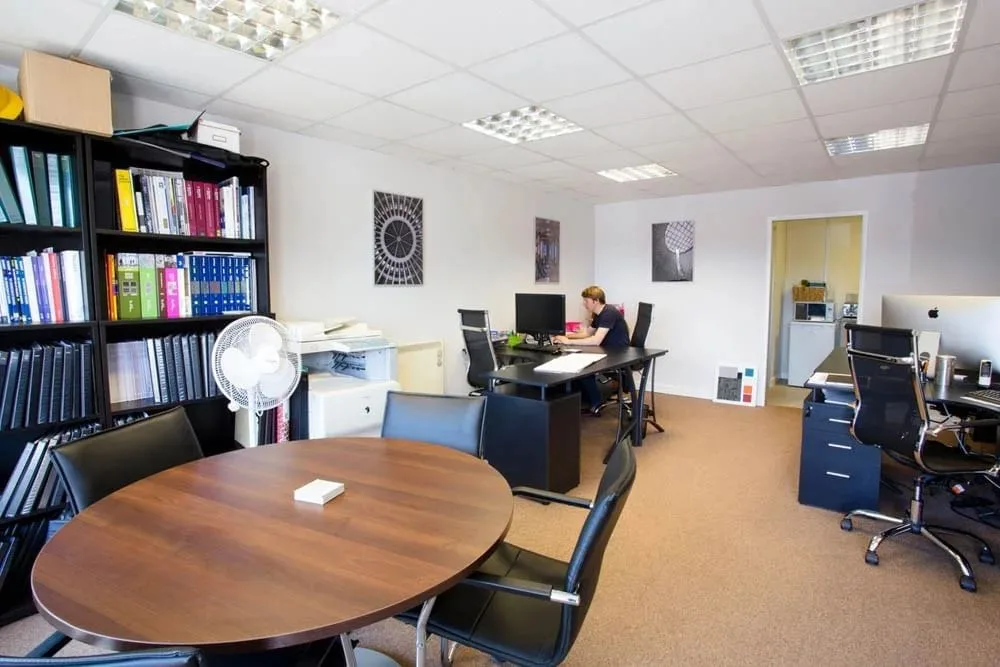 M40 Offices Wheatley, Private office, 3 desks, Oxford