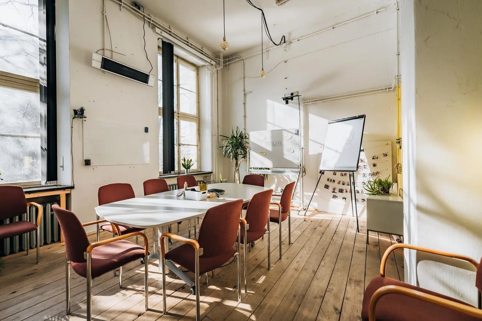 Machwerk, Besprechungsraum für 8 Personen, Berlin