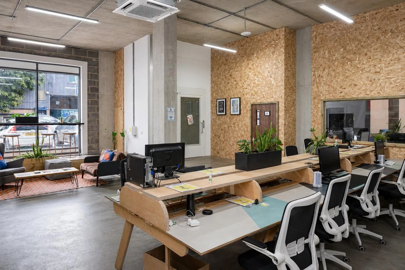 Mainyard Studios - MakerSpaces HW, Open-plan office, Barking