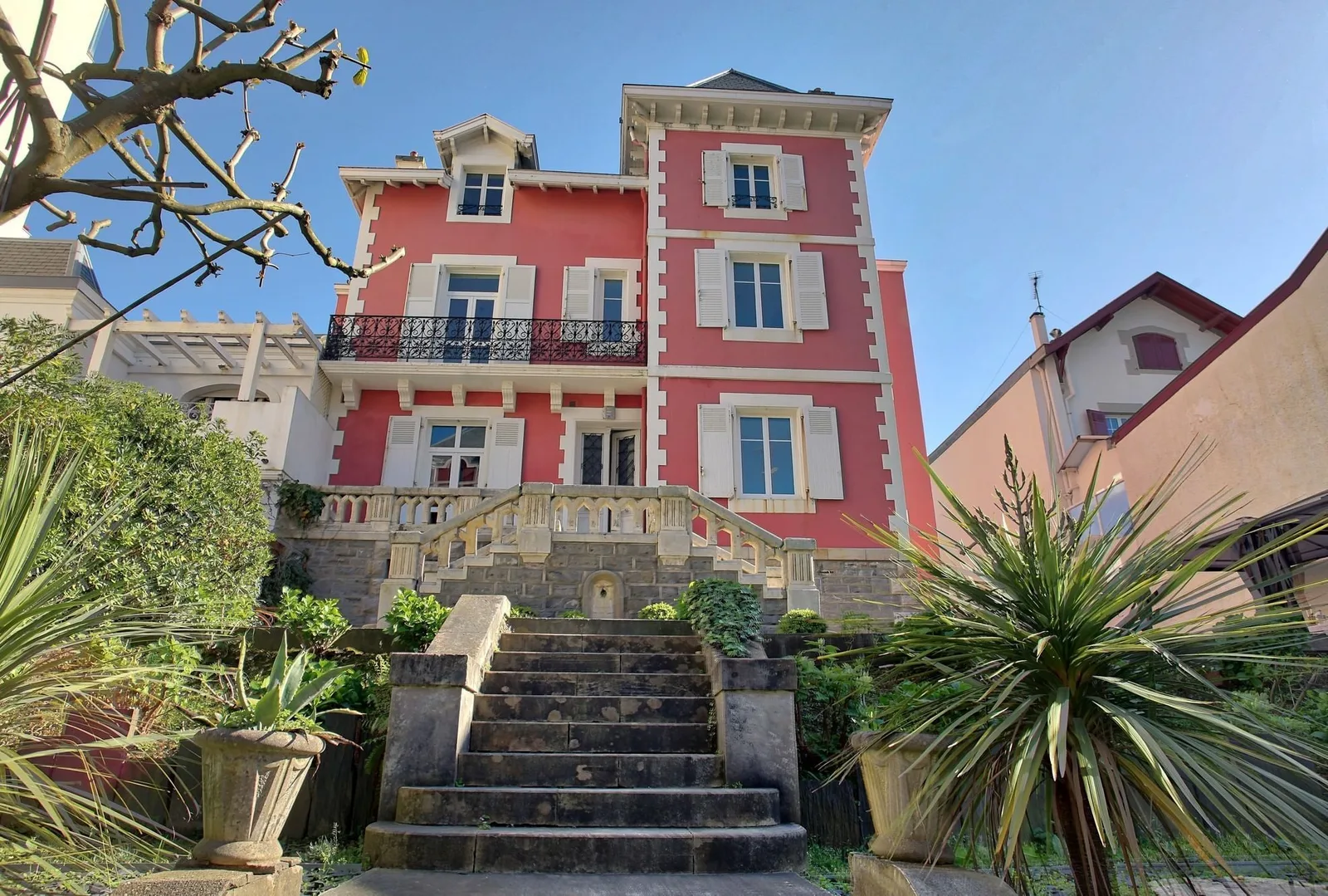 La Maison Rouge, Building facade, Biarritz