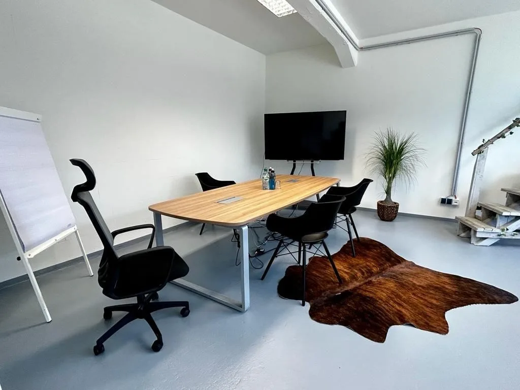 Malyga Office, Besprechungsraum für 5 Personen, Braunschweig