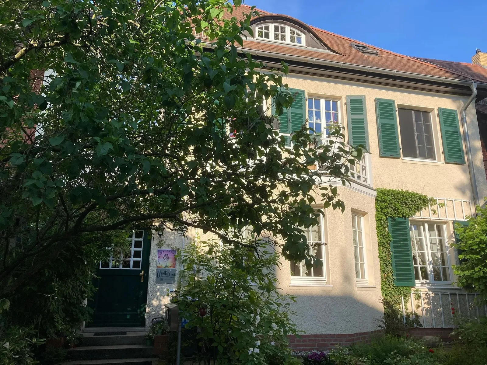 MamaKosmos, Gebäudefassade, Leipzig