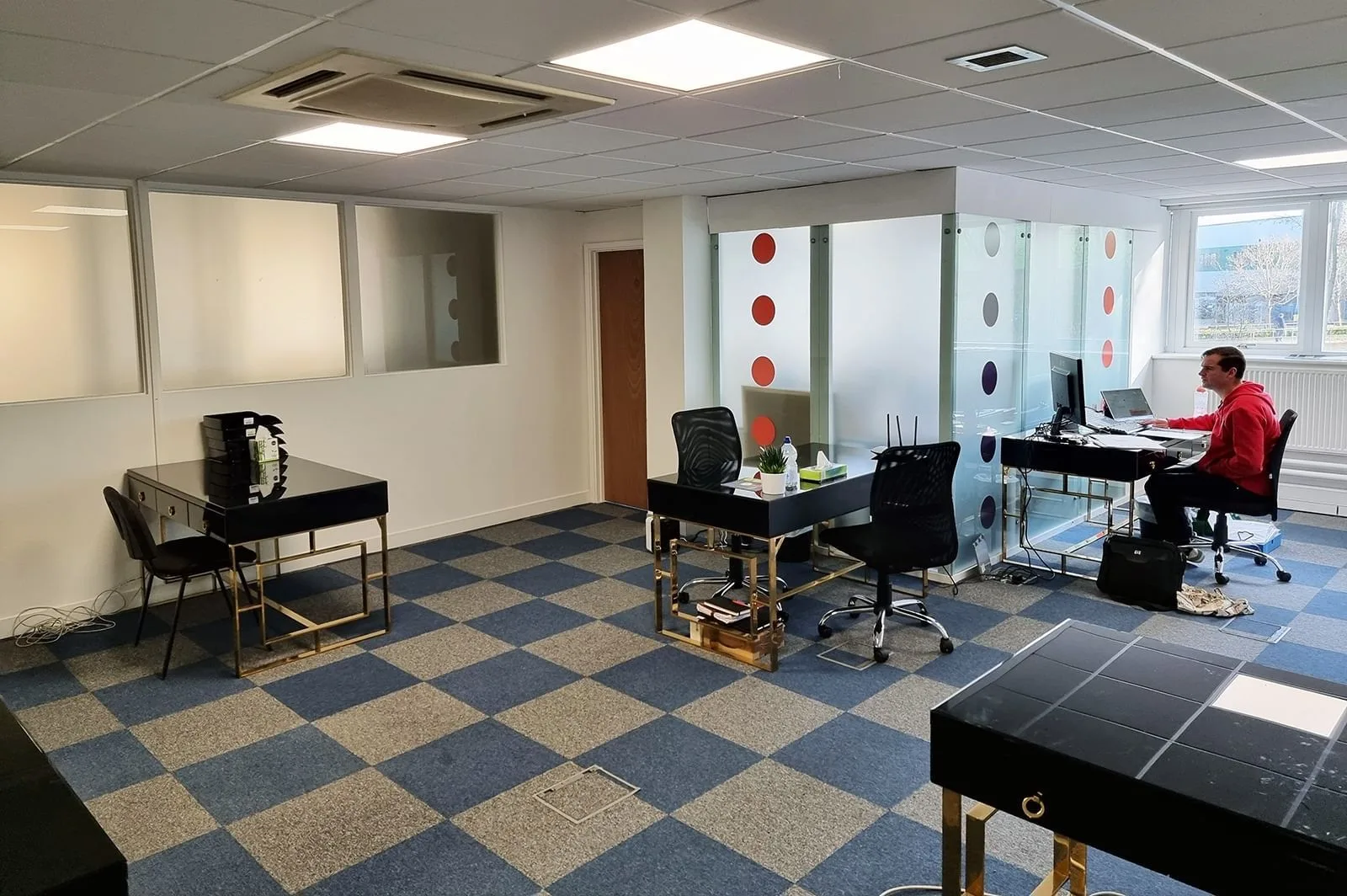 Mantle Cowork, Open-plan office, Wokingham