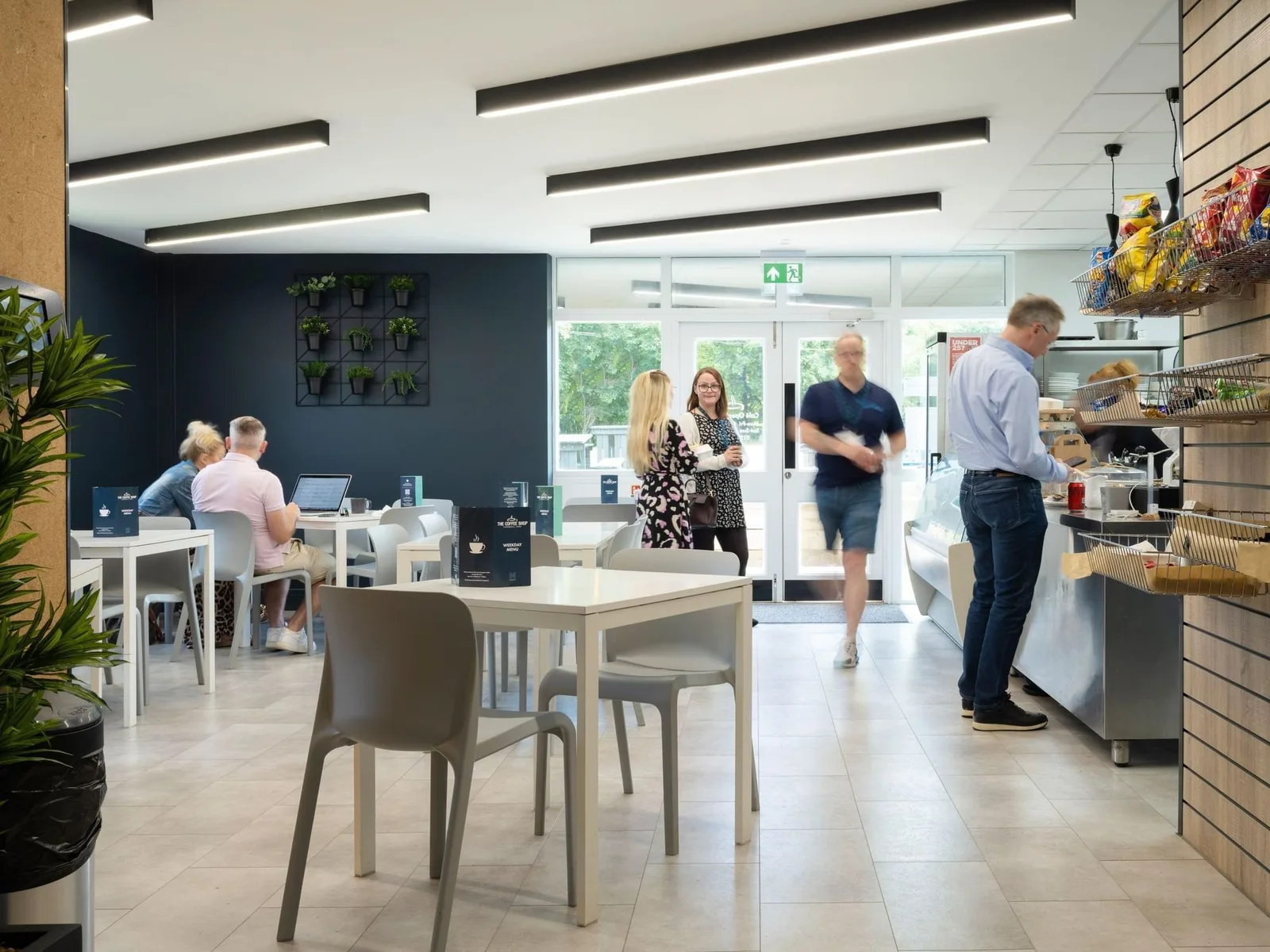 Mantle Space - Thremhall Park, Cafétéria, Bishop's Stortford