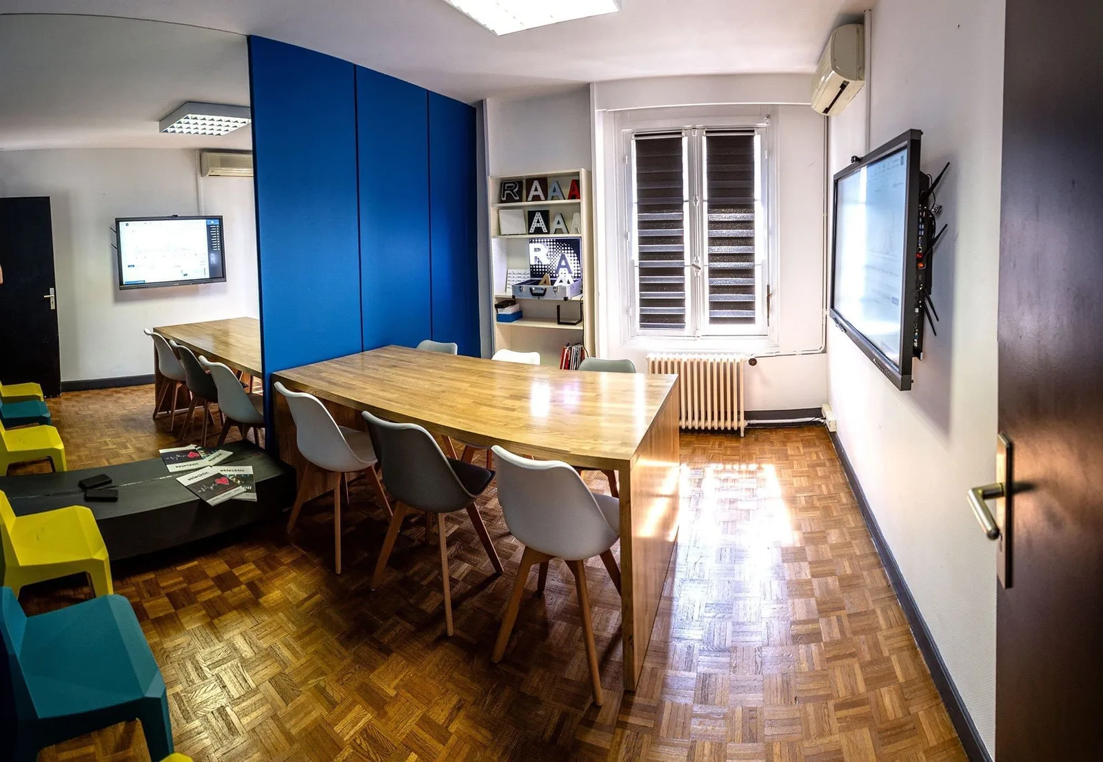 Martinez Cowork, Meeting room for 6 people, Ingré