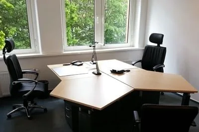 Master OFFICE, Private office, 3 desks, Hamburg