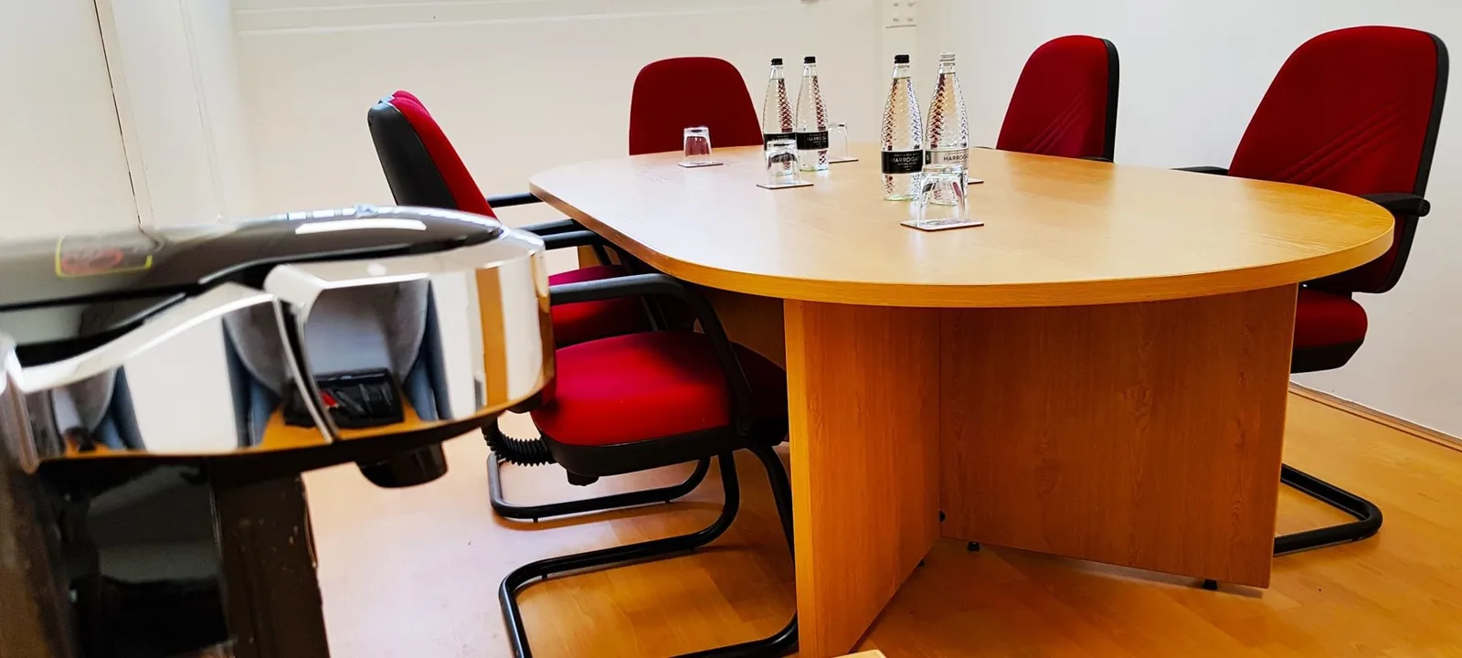 Mathis House Business Centre, Meeting room for 6 people, Chichester