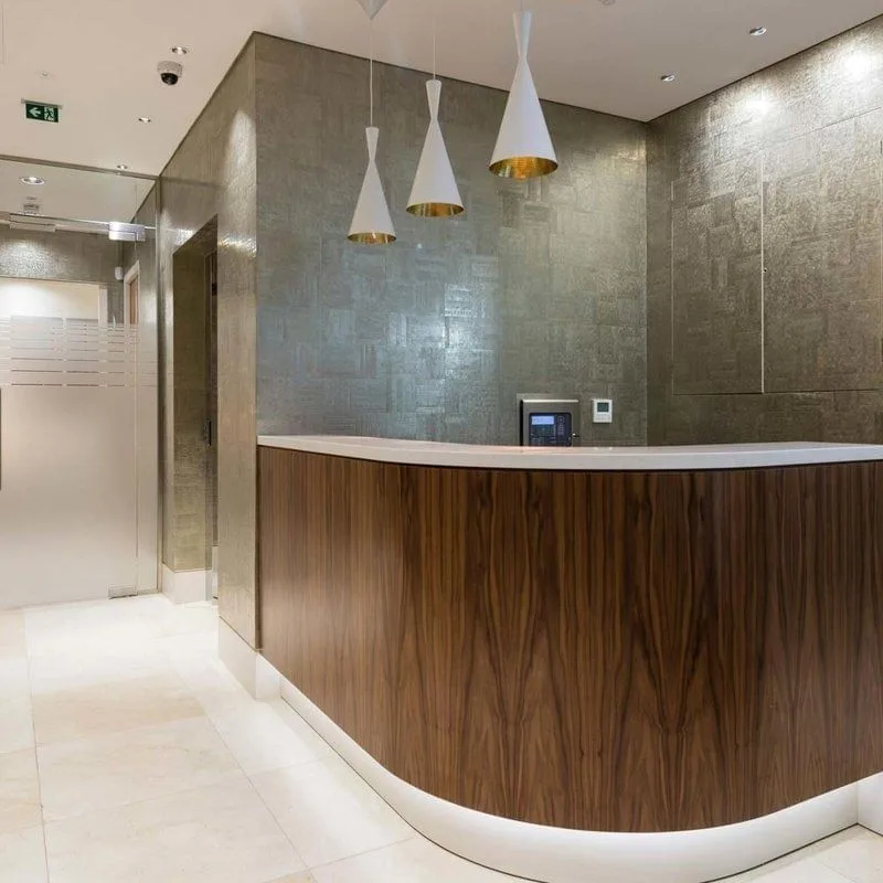 Mayfair Address, Reception, London