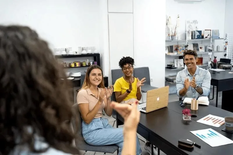 Mc Gestión, Sala de reuniones para 4 personas, Alcalá de Henares