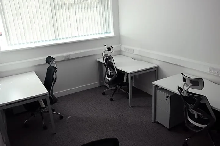 McCue House, Private office, 3 desks, Grimsby