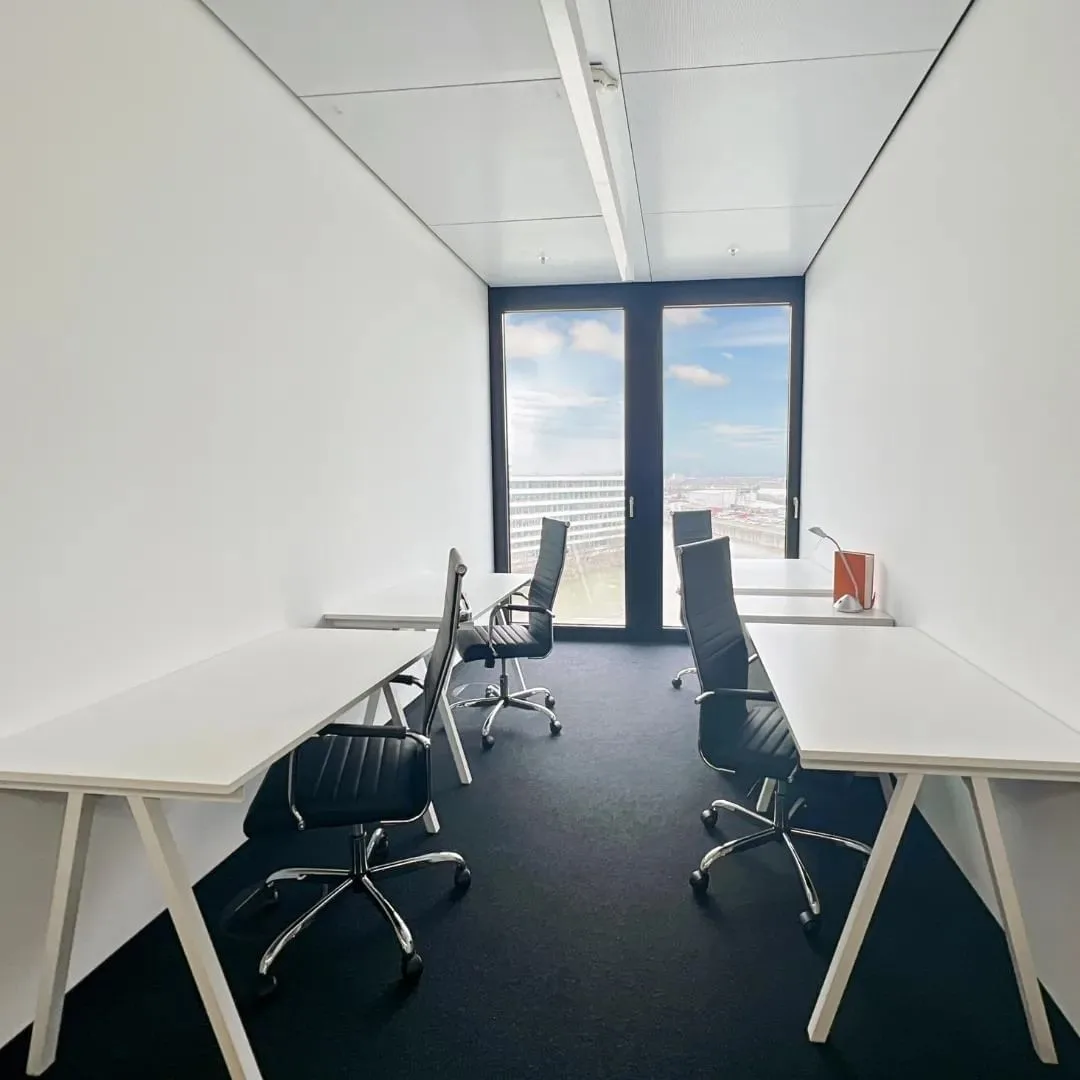 Medienhafen Office, Private office, 4 desks, Düsseldorf