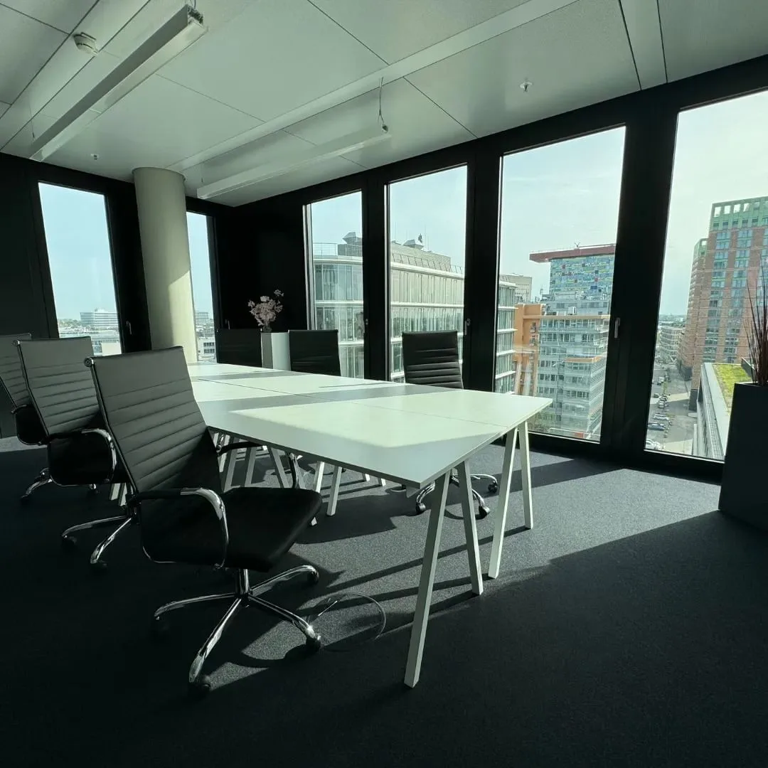 Medienhafen Office, Meeting room for 6 people, Düsseldorf