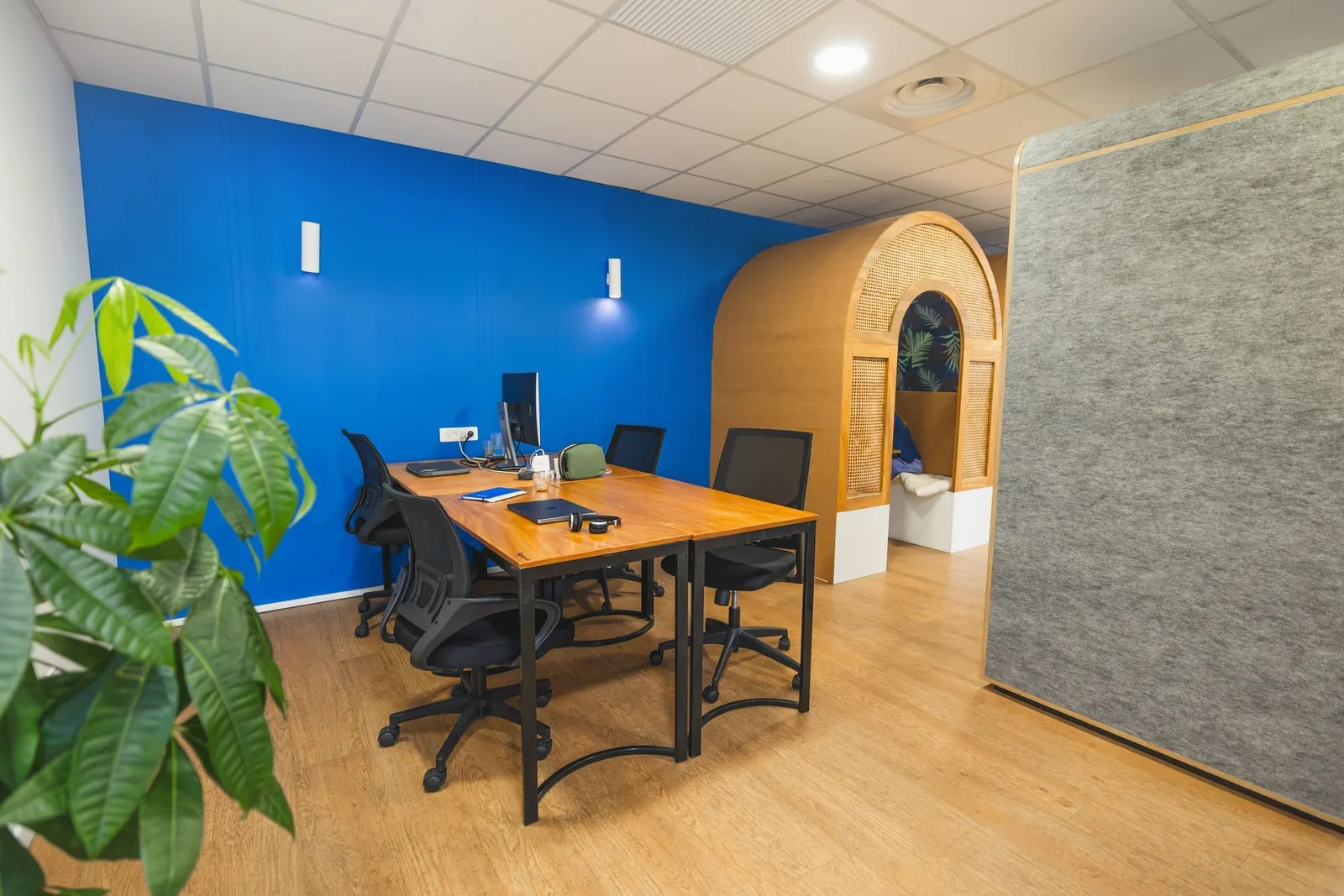 Meet in Vel Marseille, Private office, 4 desks, Marseille 8e