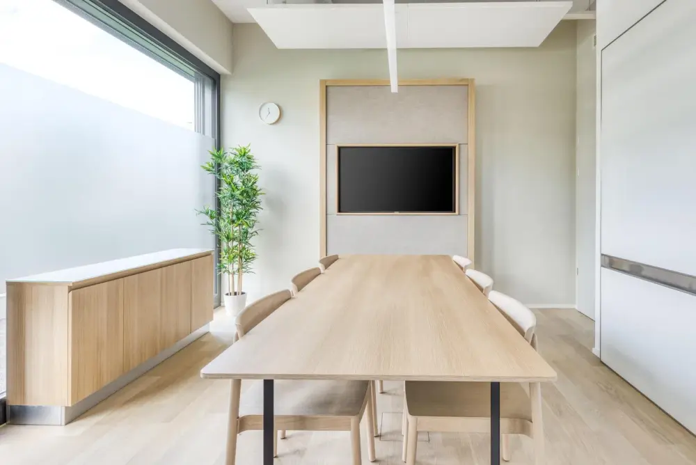 Spaces SC, Greenville - Falls Tower, Meeting room 100H, Greenville, SC