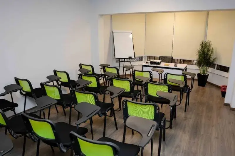 The B-HUB, Meeting Room 3, Cairo
