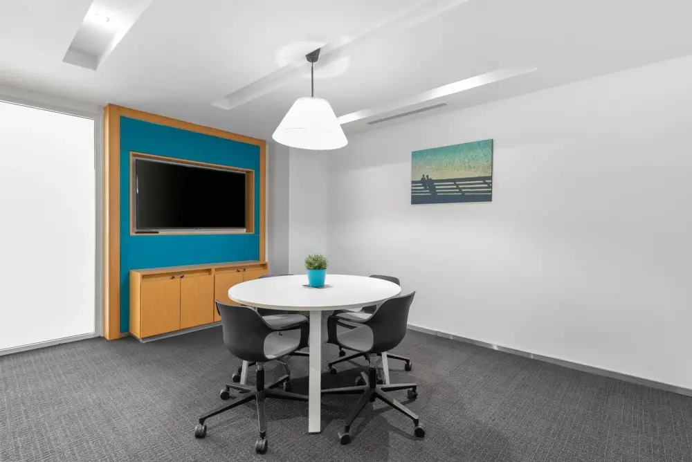 HQ KS, Overland Park - Commerce Plaza (HQ), Meeting room 740, Overland Park, KS