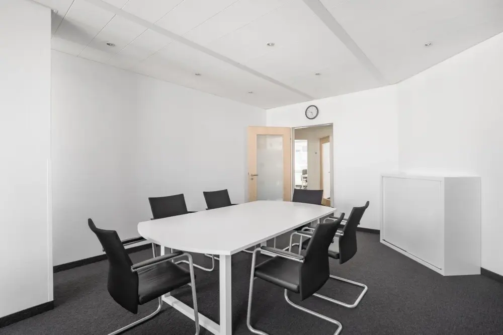 Regus AB, Calgary - Telus Sky, Meeting room Cumulus, Calgary, AB