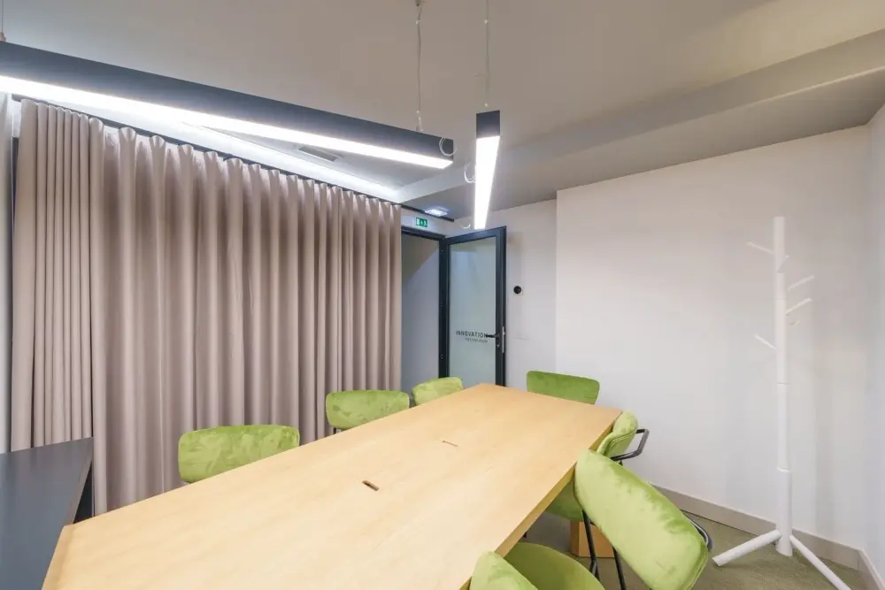 Vertical Coworking - Firmeza, Meeting Room - Innovation, Oporto