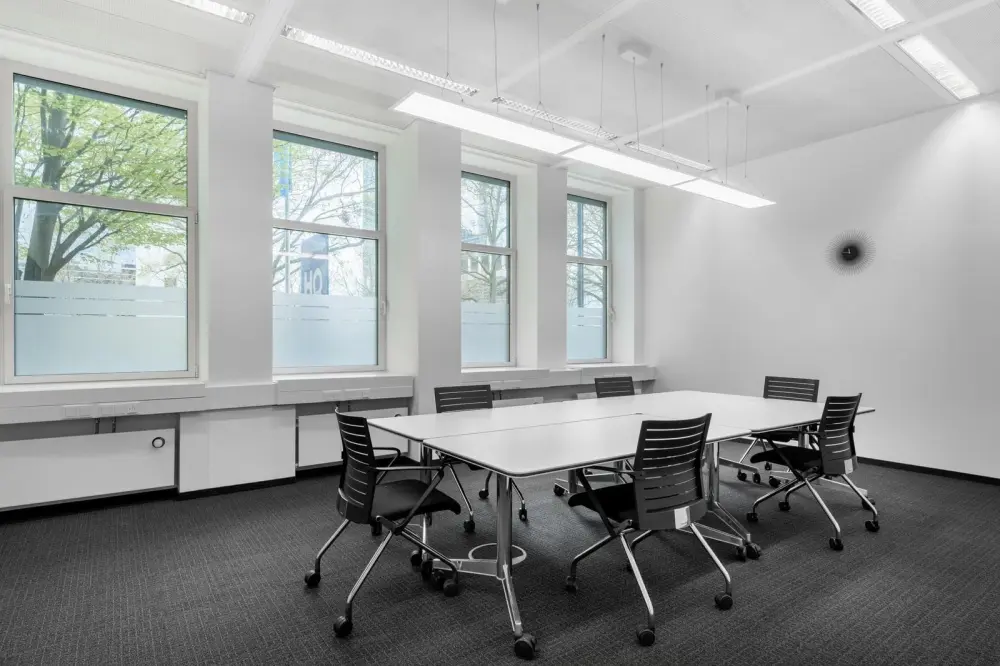 Regus ND, Fargo - 32nd Avenue, Meeting room MR-104, Fargo, ND