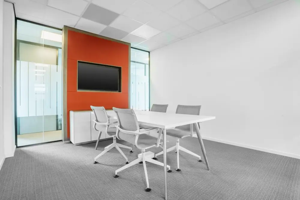Regus IA, West Des Moines - West Lakes Parkway, Meeting room MR 202, West Des Moines, IA