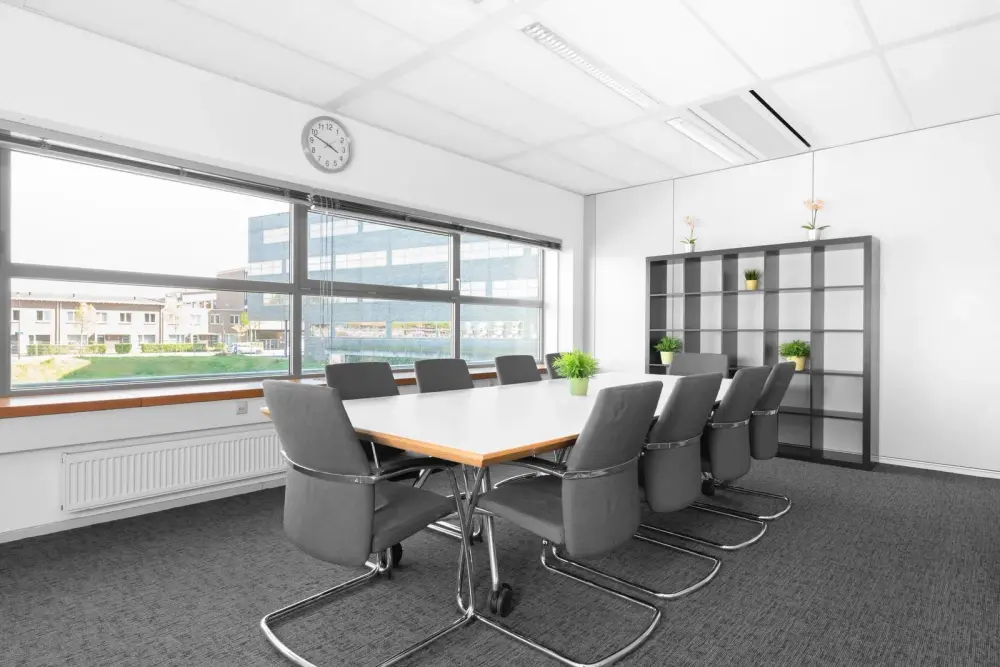 Regus BERLIN, Berlin Brandenburg Airport, Meeting room MR-416, Schönefeld