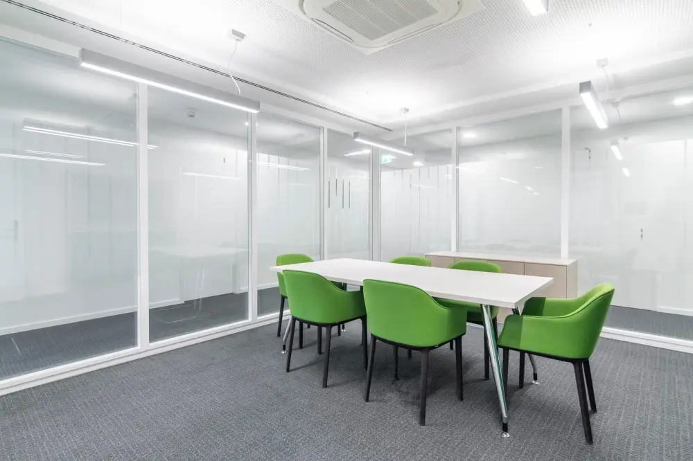 Regus IL, Peoria - Main St, Meeting room MR-618, Peoria, IL