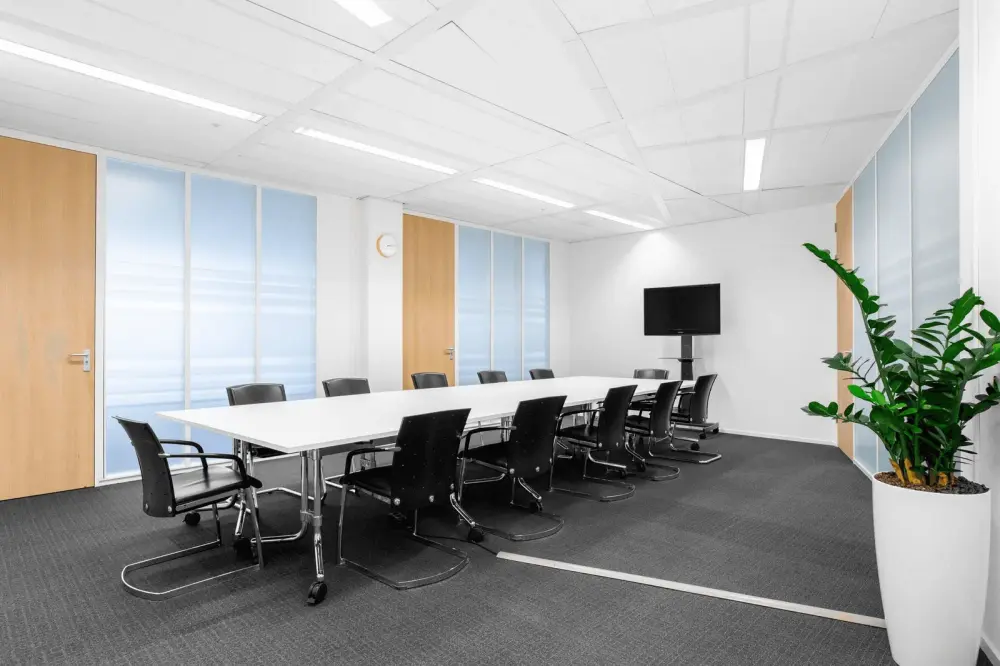 Regus GA, Alpharetta - Lakeview, Meeting room North Point, Alpharetta, GA