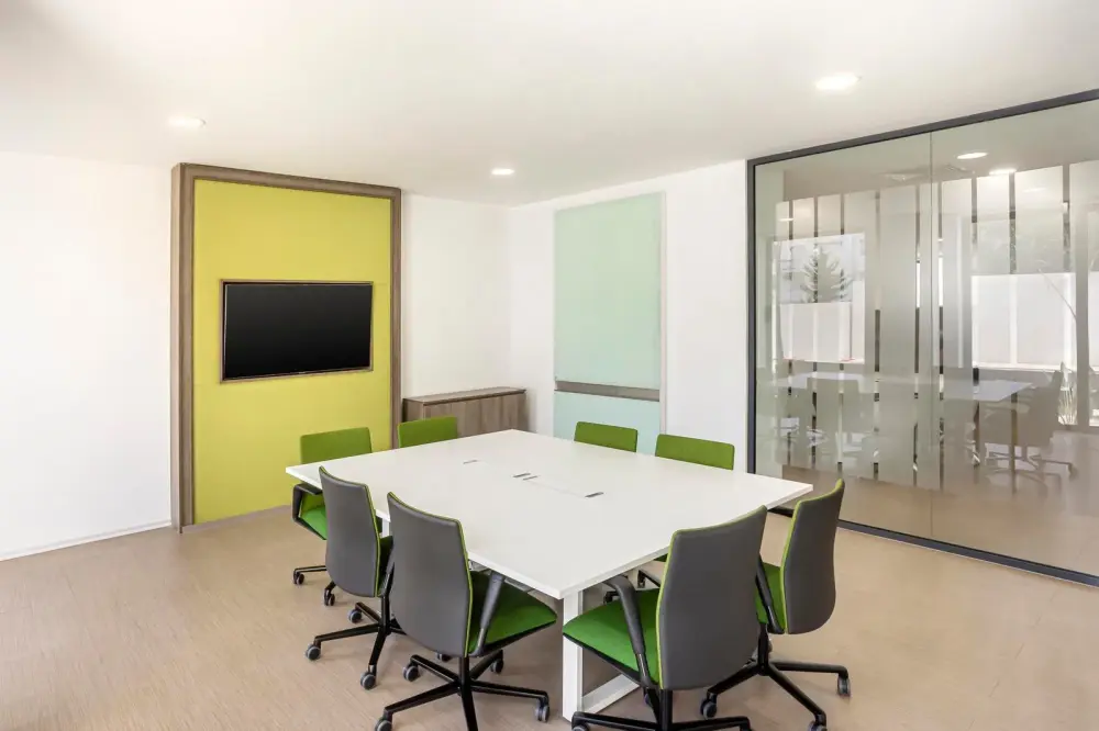 Regus UT, Salt Lake City - Sugarhouse Center, Meeting room Olympus Room, Salt Lake City, UT