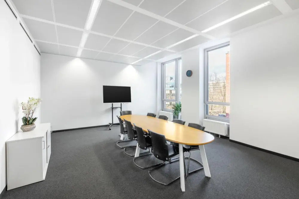 Regus LONDON, Strand, Meeting room Whitehall, London