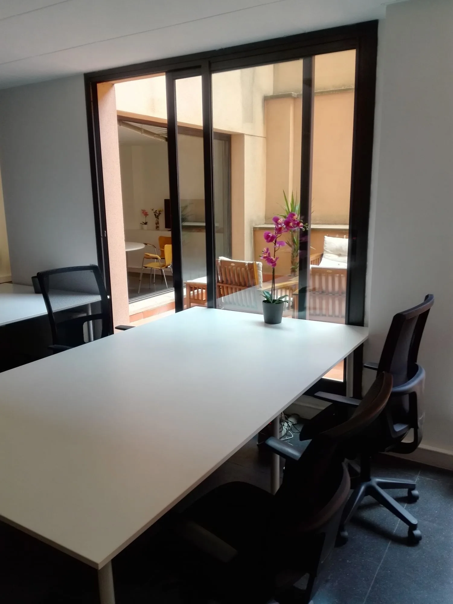 Mgcoworking , Despacho privado con 4 puestos, Barcelona