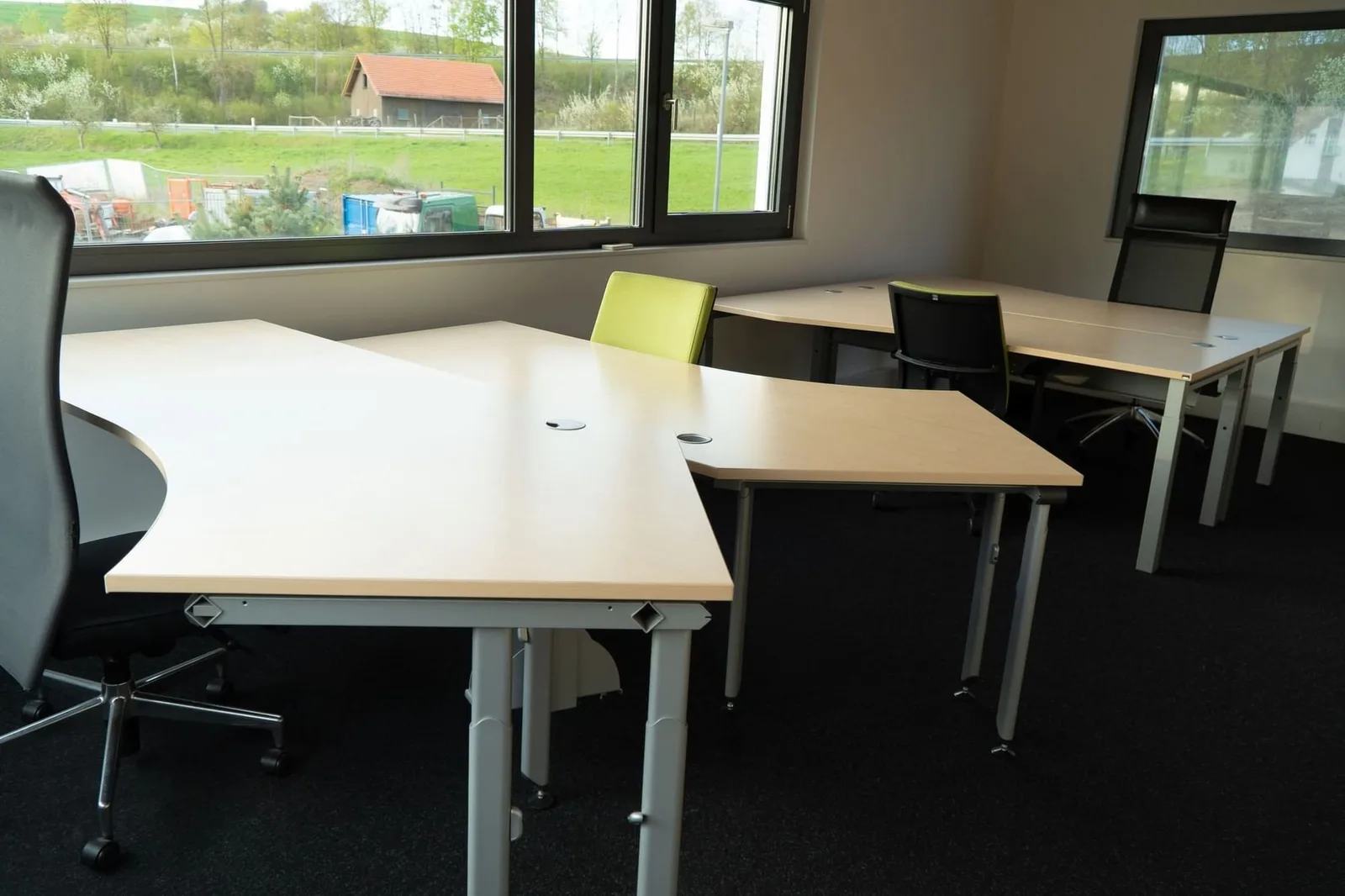 Mieträume bei peritia Consulting, Privatbüro mit 4 Arbeitsplätzen, Hofbieber