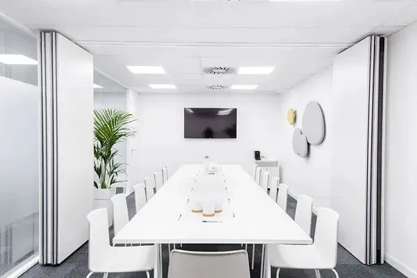 Mitre Workspace, Meeting room for 16 people, Barcelona