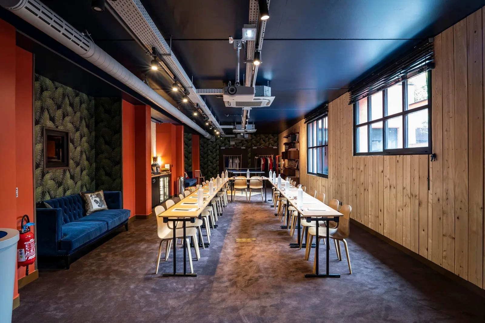 MOB HOTEL Paris Les Puces, Salle de formation 20 personnes, Saint-Ouen