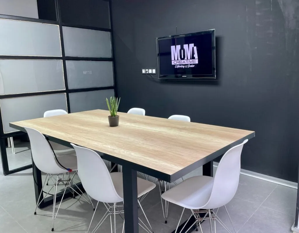 Moma Creative, Sala de reuniones para 6 personas, Valencia