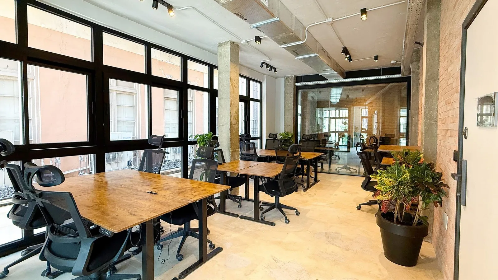 Momentum Plaza Malaga, Open-plan office, Málaga