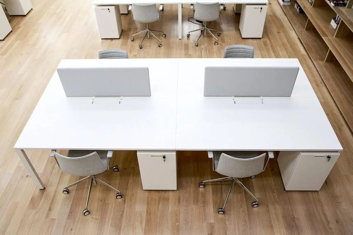 Mont-Blanc Basecamp, Open-plan office, Les Houches