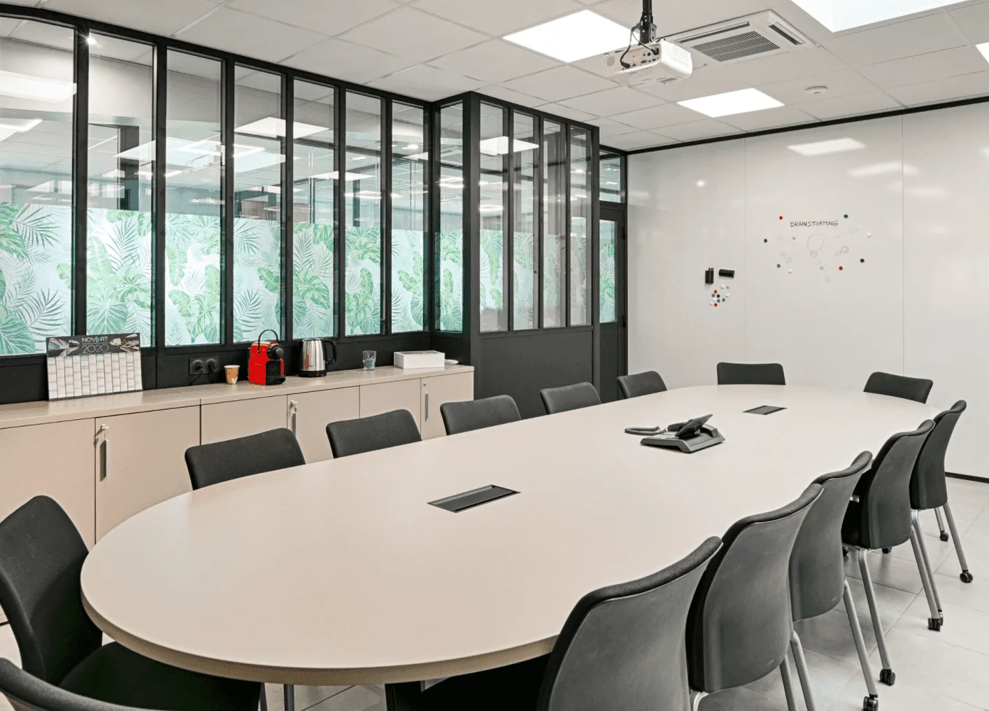 Monts Coworking , Meeting room for 12 people, Messimy