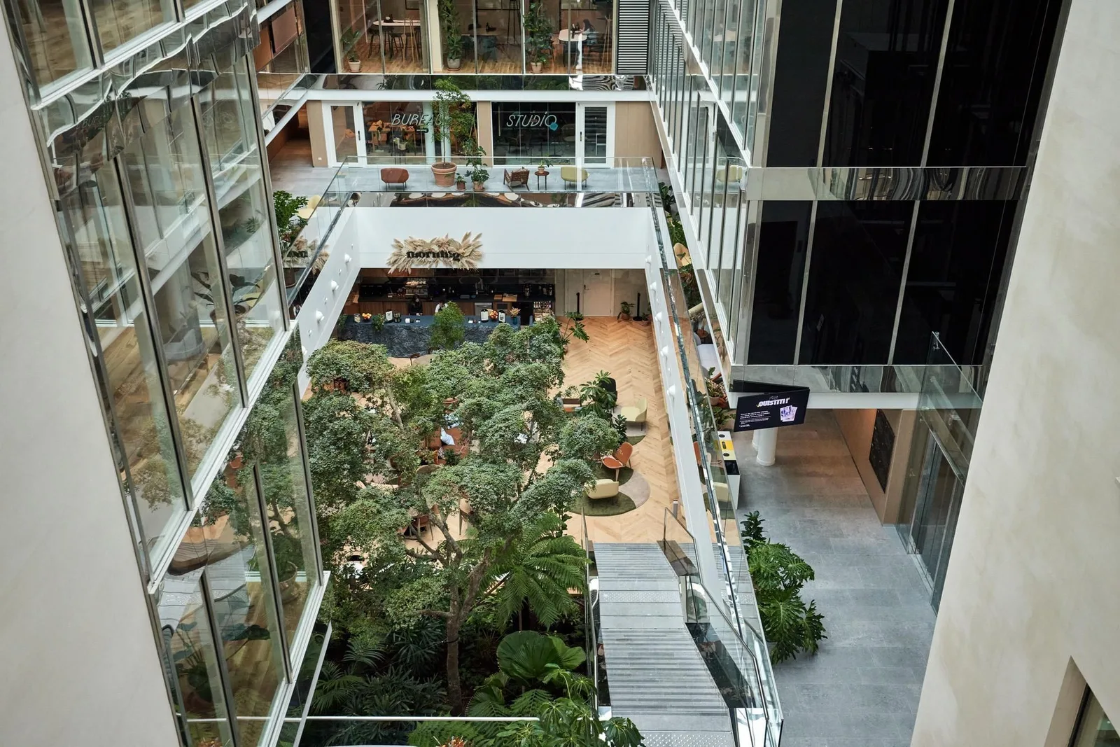 Morning Laffitte, Espace commun, Paris 9e
